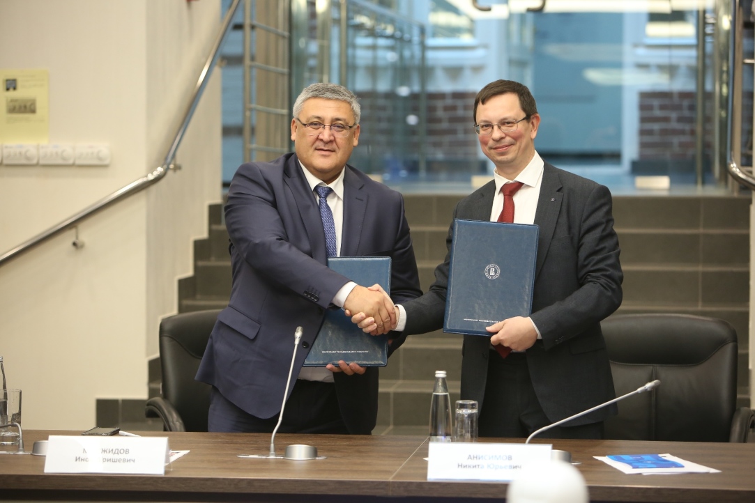 Высшая школа экономики и Национальный университет Узбекистана подписали соглашение о сотрудничестве
