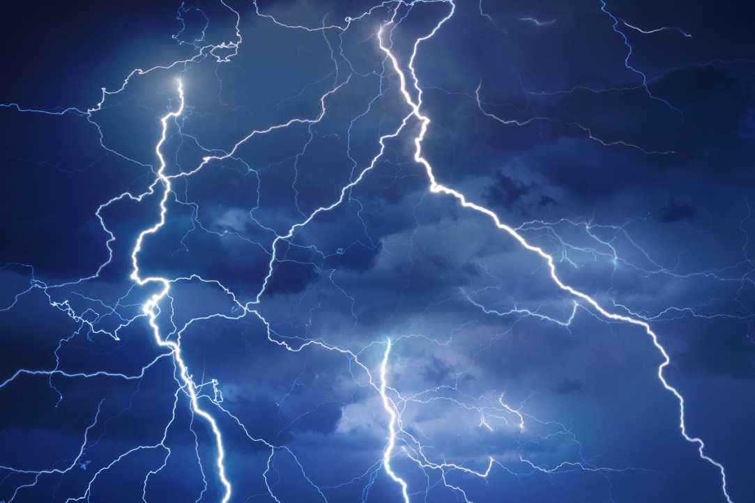 MIEM HSE Scientists Come Closer to Unraveling the Mystery of Cloud Lightning Movement